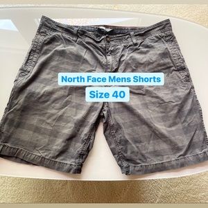 North Face Mens Shorts gray